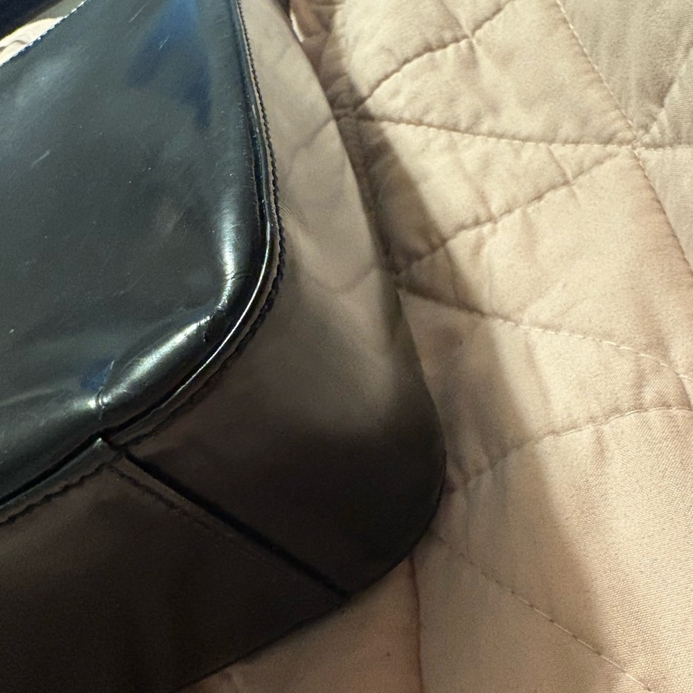 X SOLD X GUCCI - Authentic Soho vintage black patent leather shoulder bag - Picture 6 of 14
